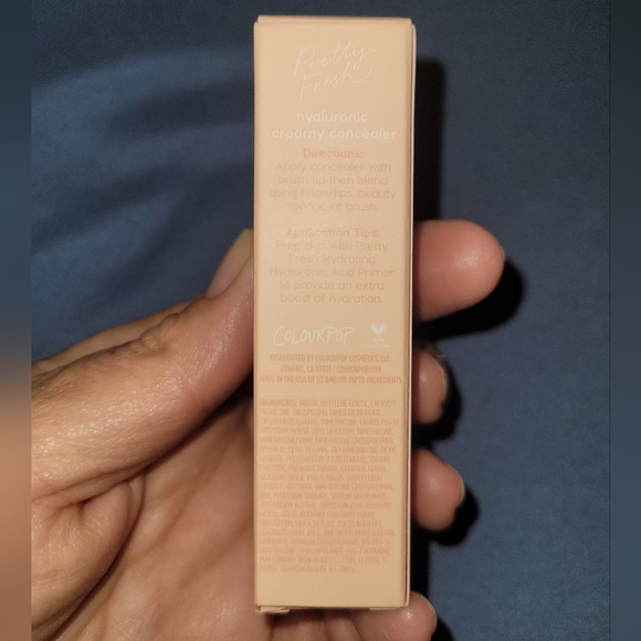 Colourpop concealer - Picture 2 of 5